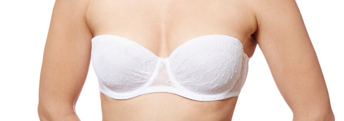 The breast reduction at Rosenpark Clinic lifts sagging breasts – for a more juvenile appearance. For a beautiful bust, our expert reshapes the breast, reduces its size, or lifts it.