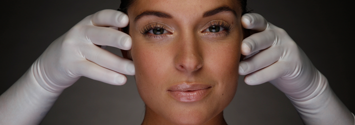 Rosenpark Clinic specializes in facial rejuvenation - with and without surgery.