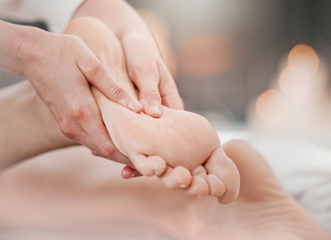 Wohltuende ayurvedische Fußmassage Wohltuende ayurvedische Fußmassage